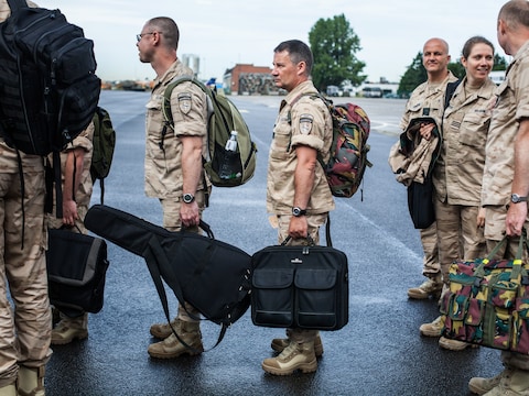 Vertrek van de laatste lichting Belgische militairen naar Afghanistan.