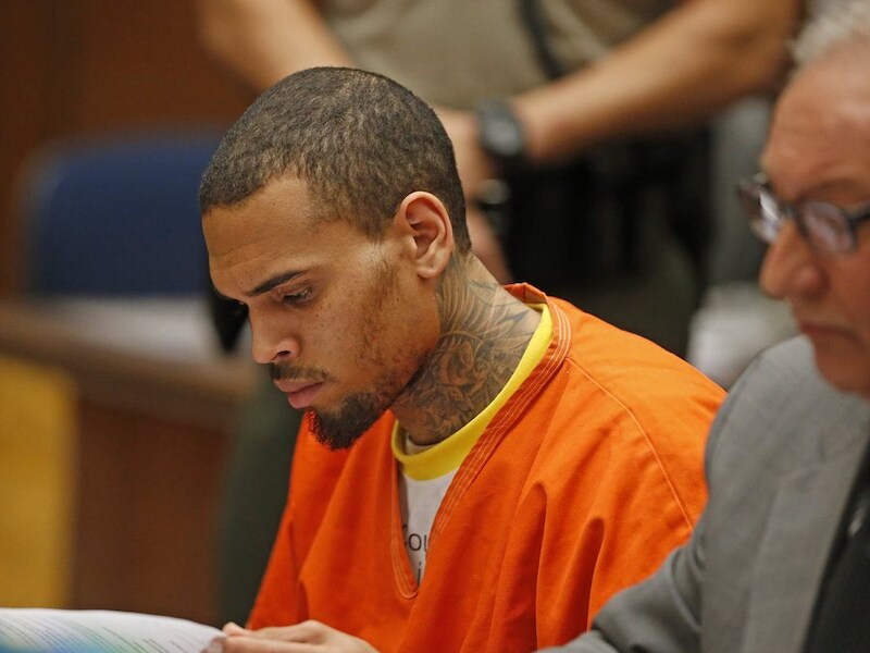 Chris Brown (24) verscheen half maart voor de rechter in Los Angeles.
