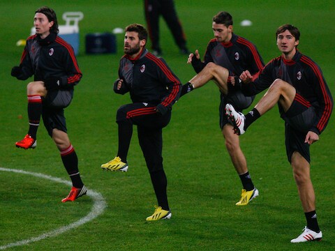 De echte sterren van AC Milan krijgen ze niet te zien in Schelle, maar de Italiaanse topclub organiseert er wel een exclusieve trainingsweek voor jeugdspelers.