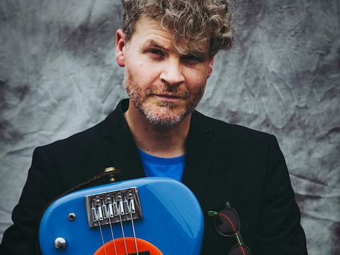 Augustijn Vermandere geeft concert vol eigen West-Vlaamse nummers in Zoersel