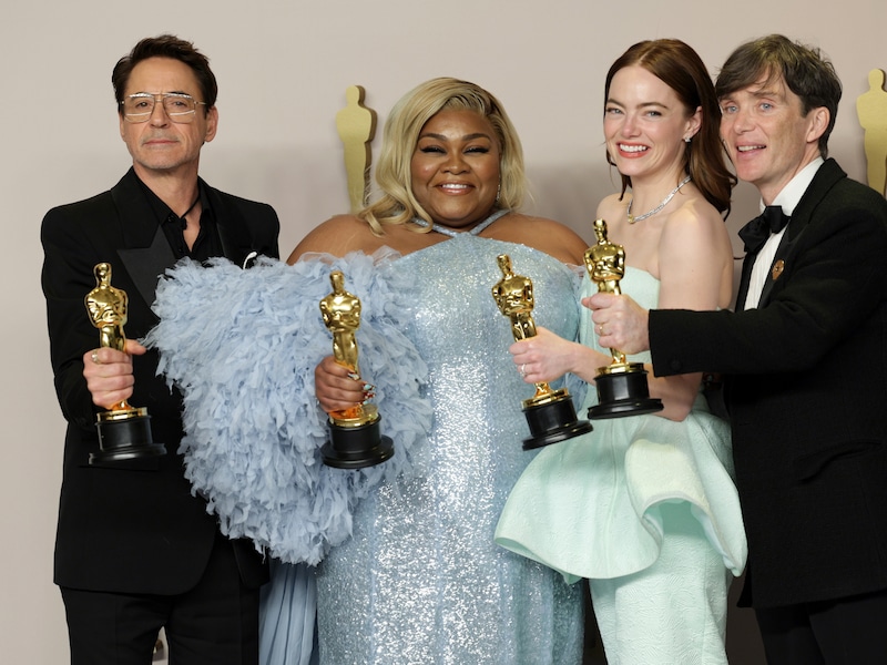 OVERZICHT. ‘Oppenheimer’ rooft alles weg: dit zijn alle Oscarwinnaars van 2024 op een rij