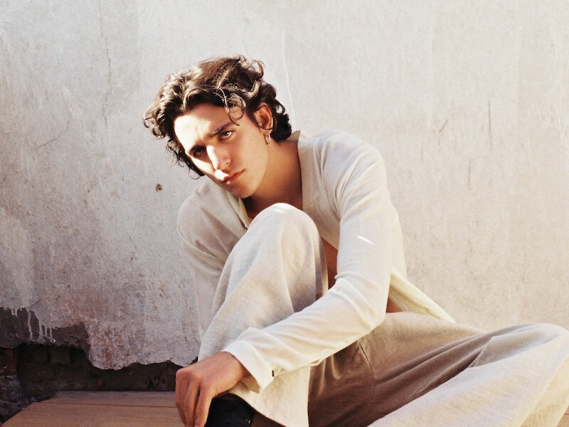 Tamino brengt debuutplaat uit: "De Belgische Leonard Cohen? Ik ben gevleid"