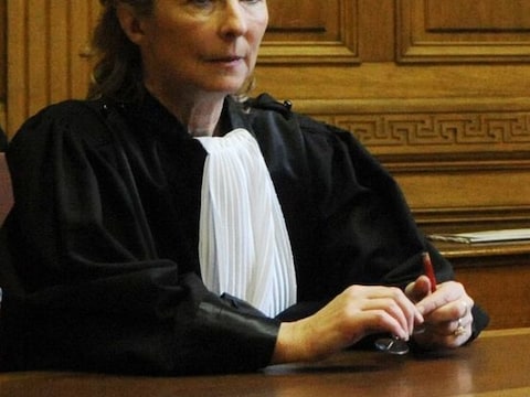 Rechter Christine Schurmans.