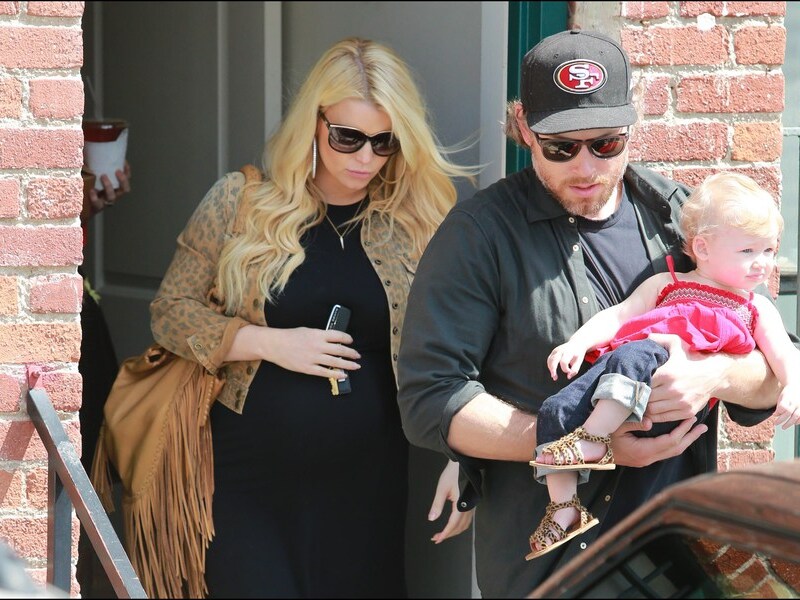 Jessica, verloofde Eric en dochter Maxwell.