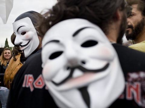 De typerende Guy Fawkes-maskers duiken steeds vaker op sinds de protestbewegingen van Anonymous.