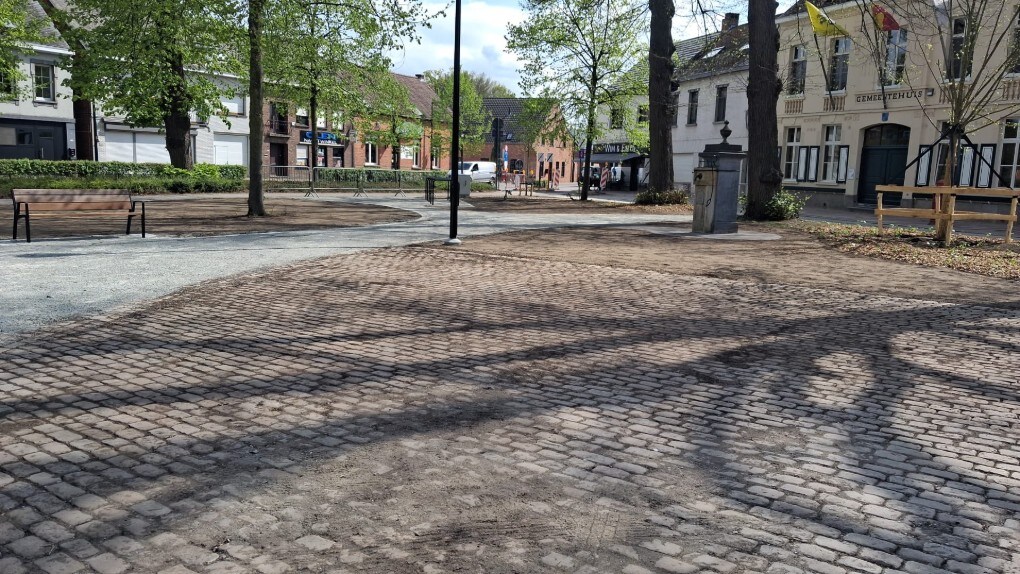 Dorpskern Olen-Centrum heropent na twee jaar werken | Foto | hln.be