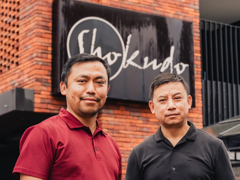 Nepalees team van Shokudo kookt voor getroffen thuisland: volledige opbrengst benefietdiner gaat naar slachtoffers