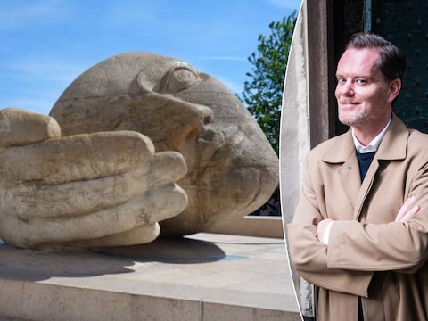 De versie van l’Ecoute mét hoofd staat in Parijs. / stadsgids Tanguy Ottomer