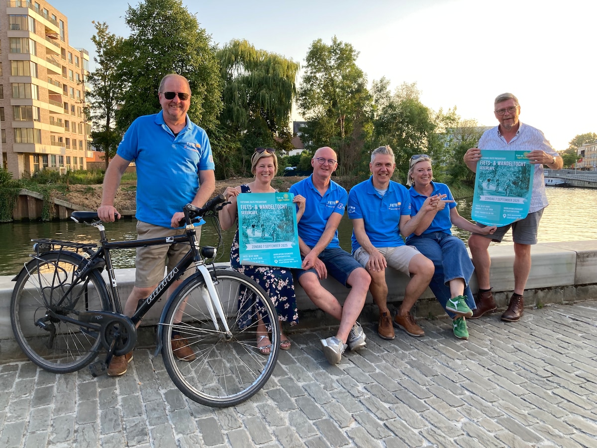 Fietsfans Zulte wandelen en fietsen voor Kom op tegen Kanker | Zulte |  hln.be