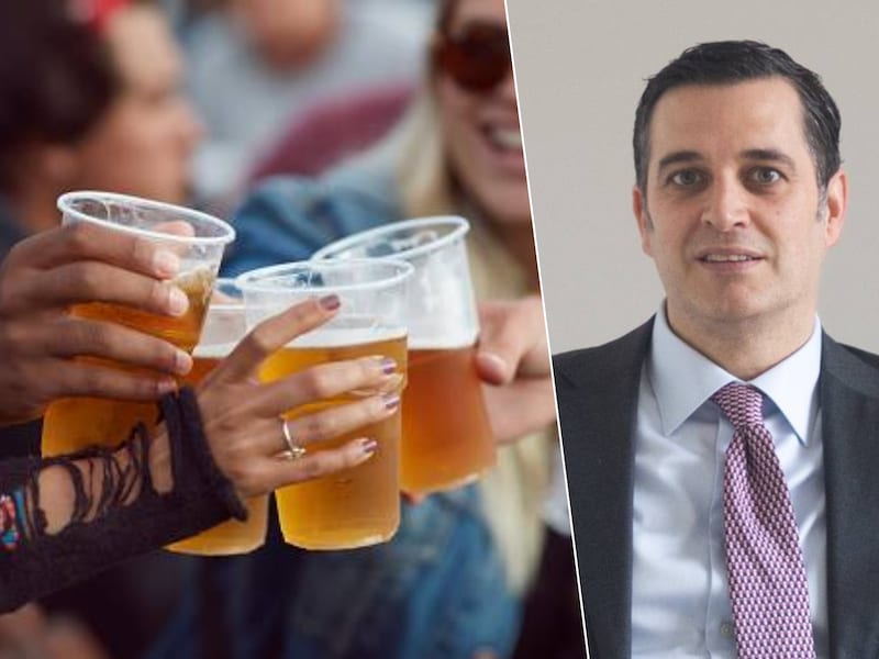 Beeld ter illustratie, feestgangers. Rechts: advocaat Tom Van Overbeke verdedigt het slachtoffer.