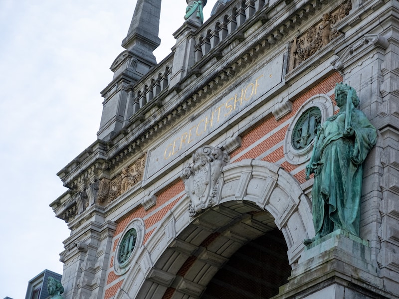 De gevel van het Antwerpse hof van beroep.