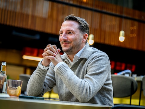 “Mijn dochtertje is nu anderhalve maand en slaapt al goed door”, lacht Milicevic. “En zelf mag ik, met mijn ervaring als speler en coach, de jonge jongens bij Cercle bijschaven in hun groei naar de top. Ja, ik voel me heel goed.”