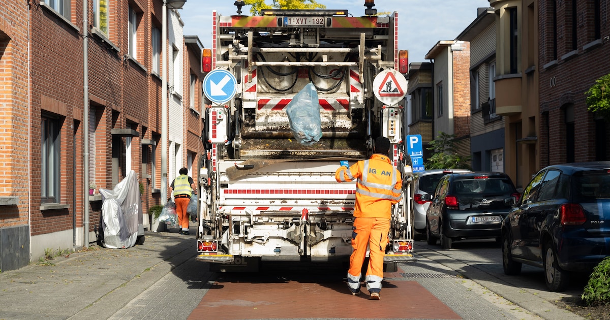 Afvalophaling in Schelle start vroeger door hitte