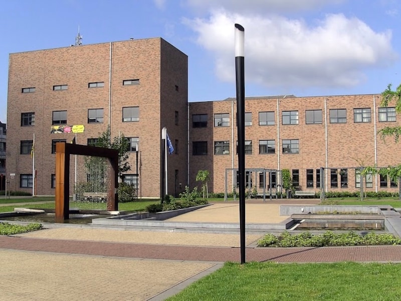 Asbestverwijdering bij TC Spinnis en grote update GAS-boetes: gemeenteraad Dessel komt opnieuw samen na zomerreces
