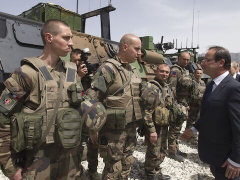 Vorige week was president François Hollande nog op bezoek bij de Franse soldaten in Kapisa