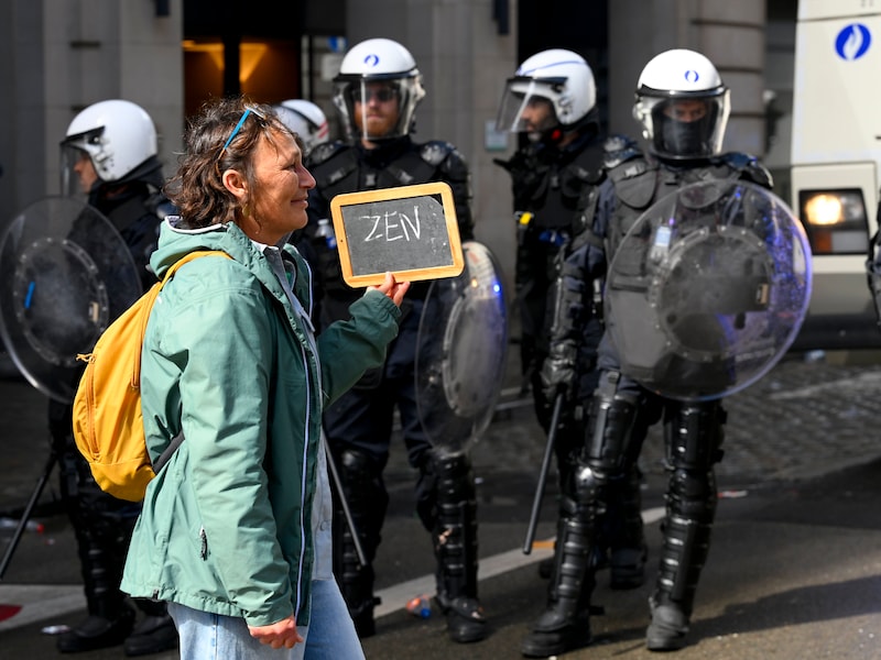 Actiegroepen roepen op tot nieuwe onderwijsbetoging in Brussel