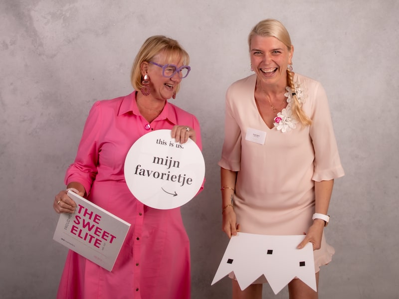 Ilse Dekeukelaere en Wendy Meert van Ilse D Esthetiek in de Sint-Lievenslaan.