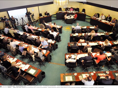 De Kamercommissie Justitie.