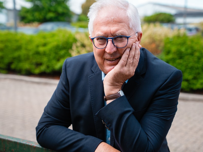 48 jaar inzet bekroond: Willy De Herdt (68) is voortaan erevoorzitter van Davidsfonds Reet