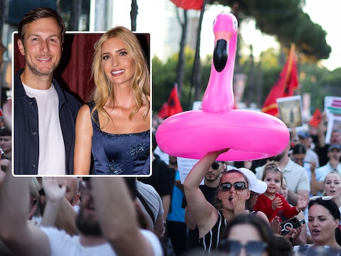 Ook gisteren vond in de Albanese hoofdstad Tirana een massale protestactie plaats tegen de plannen van Jared Kushner en Ivanka Trump. Het protest is omgedoopt tot de ‘Flamingorevolutie’.