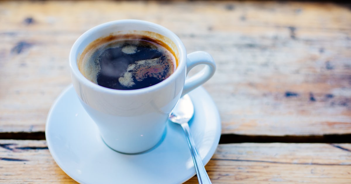 Waarom moet je na een kop koffie meteen naar het toilet spurten? | Eten ...
