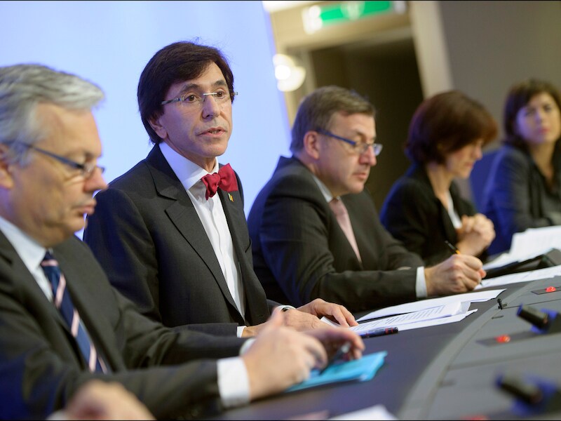 De federale regering bij de voorstelling van de begroting 2013.
