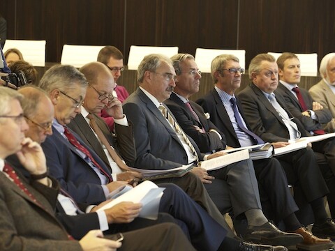 Pieter Timmermans (VBO), Vincent Reuter (UWE) Philippe Godfroid (UCM), Jo Libeer (VOKA), Flor Joosen (UNIZO), Jean Pierre Delwart, Jean Claude Daoust, Piet Vanthemsche (Boerenbond), Karel Van Eetvelt (UNIZO) en Jan Peers (VGV).