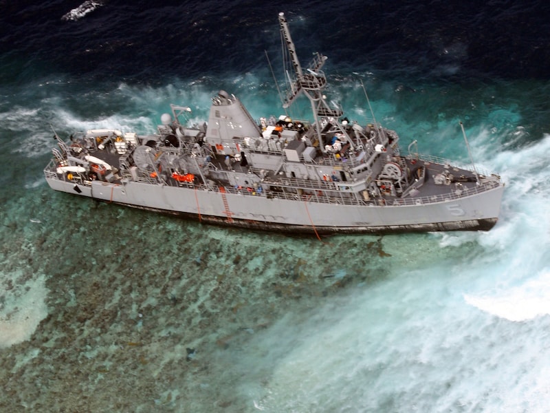 De USS Guardian liep in januari vast op het koraalrof.
