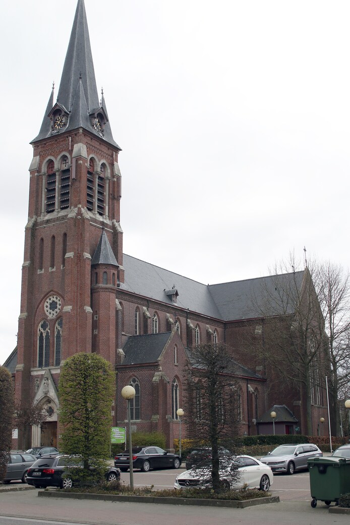 Merksplas denkt na over toekomst van de Sint-Willibrorduskerk ...