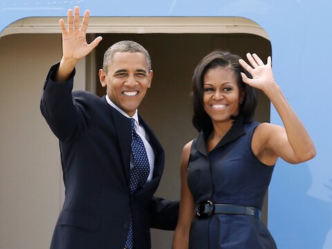 Barack Obama en zijn echtgenote Michelle zetten hun campagne verder.