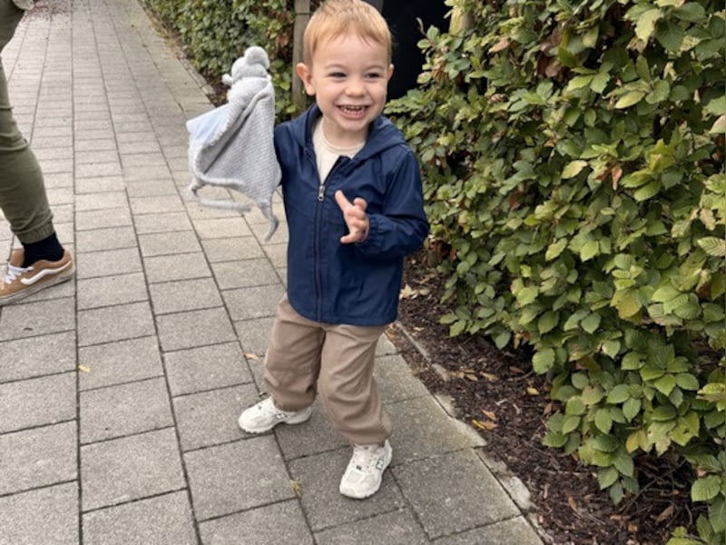 Spannende eerste schooldag voor Mason uit Temse: op naar de kleuterklas