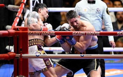 KIJK. “Puur onrecht”: Rico Verhoeven tekent officieel beroep aan, nadat hij in geweldige boksclash geklopt wordt door Oleksandr Usyk