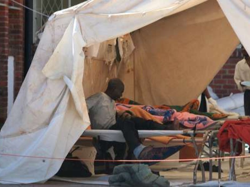 De gezondheidszorg in Zimbabwe laat veel te wensen over.