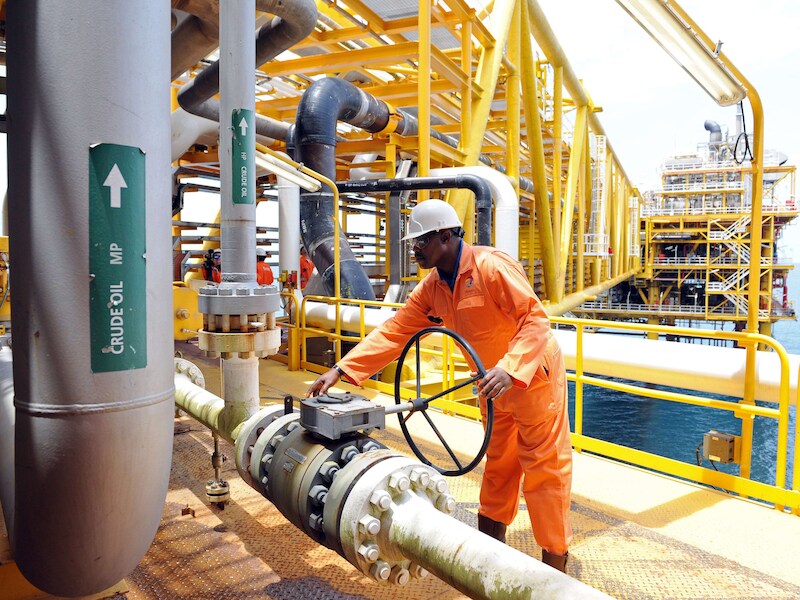 Een boorplatform van Total in Nigeria.