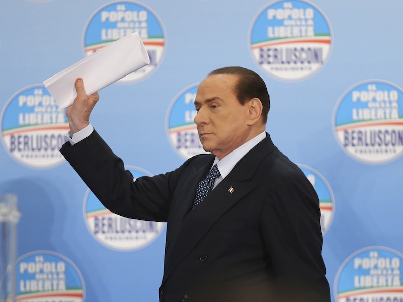 De Italiaanse rente is de afgelopen weken gestegen door de zorgen over een mogelijke comeback van de omstreden ex-premier Silvio Berlusconi.