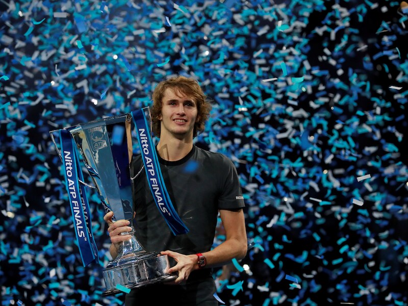 Indrukwekkende Zverev wint voor eerst ATP Finals, Djokovic grijpt naast zesde triomf