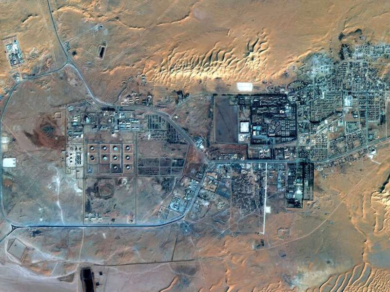 Luchtfoto van het gasveld.