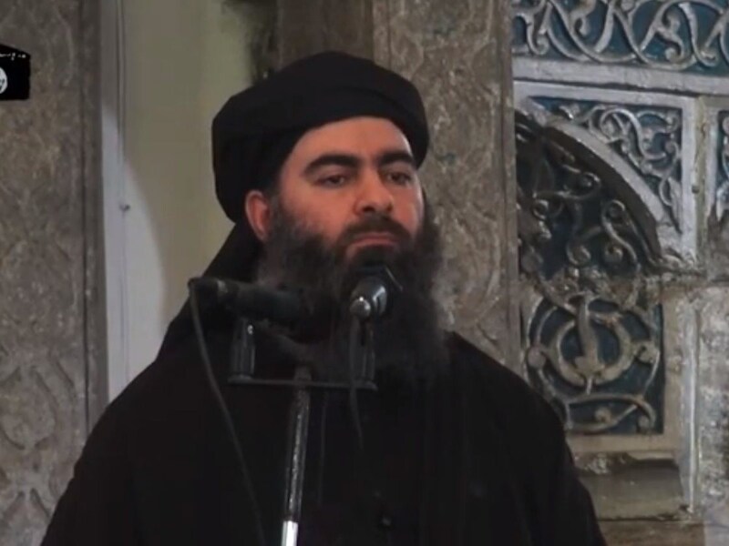 ISIS-leider Aboe Bakr Al-Baghdadi was vrijdag in een videoboodschap vanuit een moskee in Mosoel te zien.