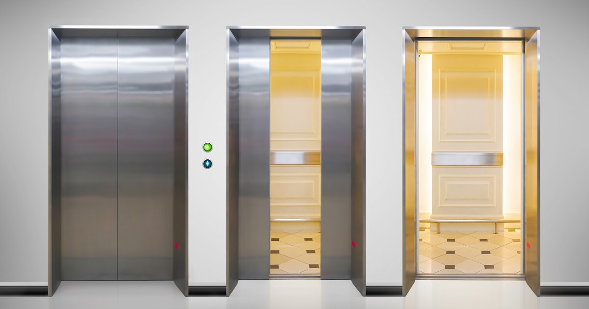 Lift volledig defect nadat man geblokkeerden bevrijdt met koevoet ...