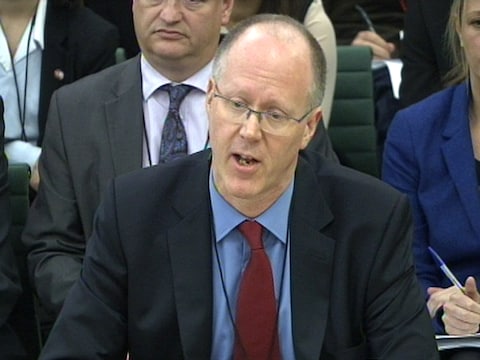 George Entwistle, directeur-generaal van de BBC, verscheen vandaag voor een parlementaire onderzoekscommissie.