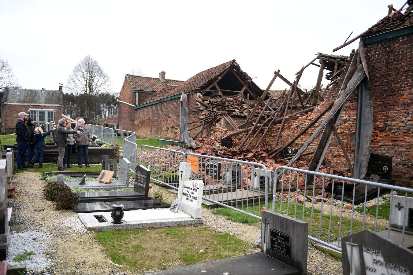 eigenaar-pachthof-bertem-moet-schade-aan-graven-door-ingestorte-muur