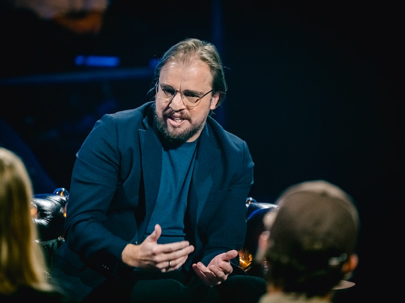 Morgen staat Jan Jaap van der Wal in het Cultuurhuis Stroming in Berlare.