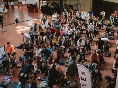 Cyclo Studio organiseert langste spinningles ooit: 34 uur lang