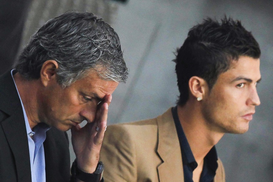 José Mourinho (l) en Cristiano Ronaldo.