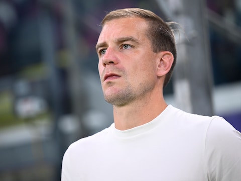 LIVE. De bal rolt in het Guldensporenstadion: wie wint langverwachte Vlasico?