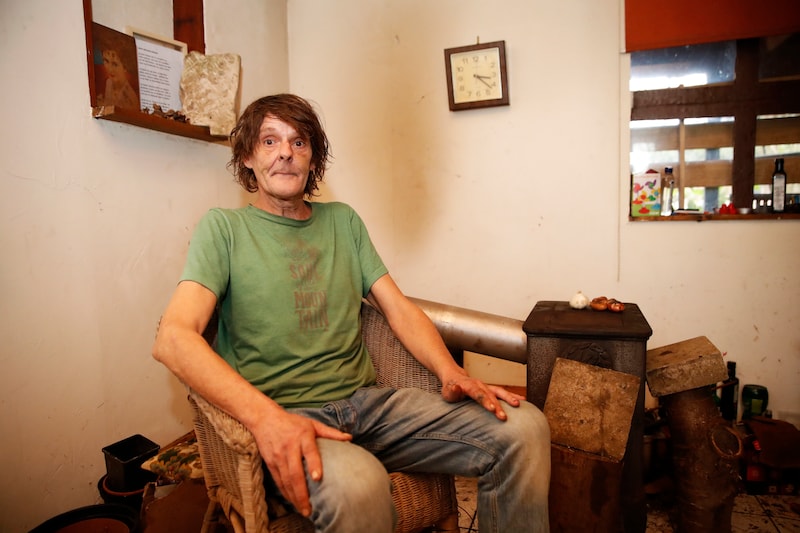 Buren vinden collocatie Walter 'Pico' Michiels overdreven: “We hoorden die  scouts zeggen: 'Kom, we gaan hem uit zijn kot lokken” | Showbizz | HLN.be