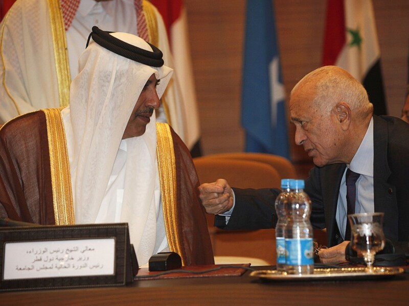 Sjeik Hamad bin Djasim al-Thani en secretaris Nabil al-Arabi van de arabische liga.