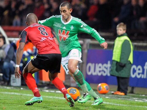 Faouzi Ghoulam (groen shirt).