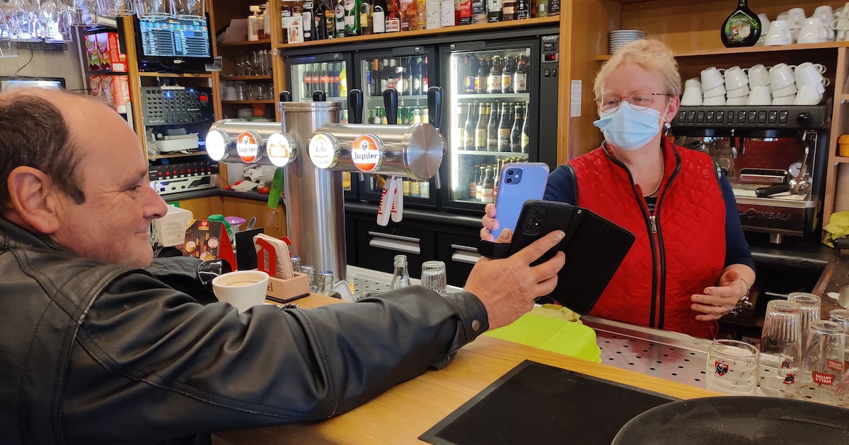 Regering roept officieel het einde van de covid-epidemie uit | Nieuws ...