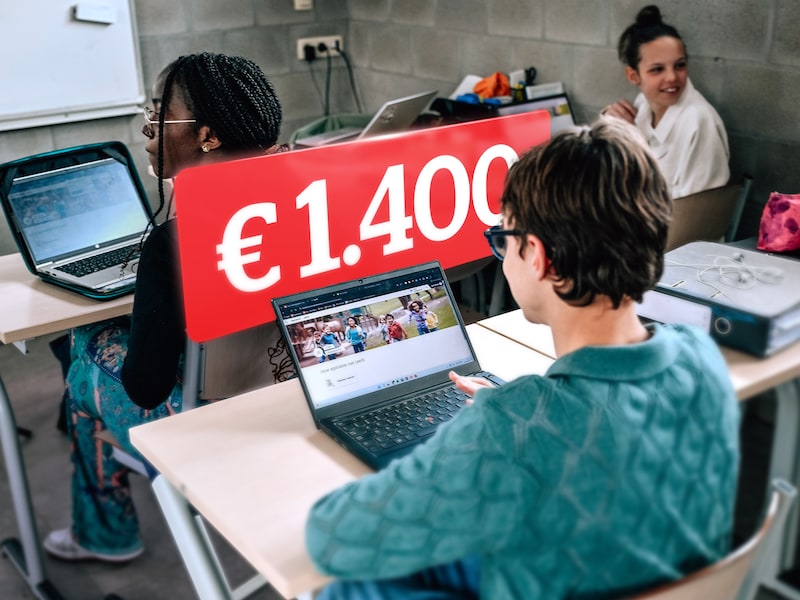Ouders betalen tot wel 1.400 euro voor een schoollaptop: “Straks kunnen alleen welgestelde kinderen nog naar school”
